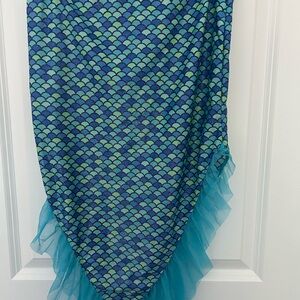 Wonder Nation mermaid skirt Aqua and Navy  girls 12-14 dress up Halloween party
